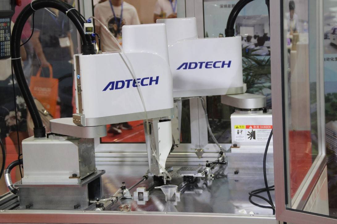 眾為興: SCARA助力中國制造 眾為興: SCARA助力中國制造