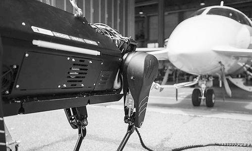 意大利理工學(xué)院研發(fā)出全新四足機(jī)器人