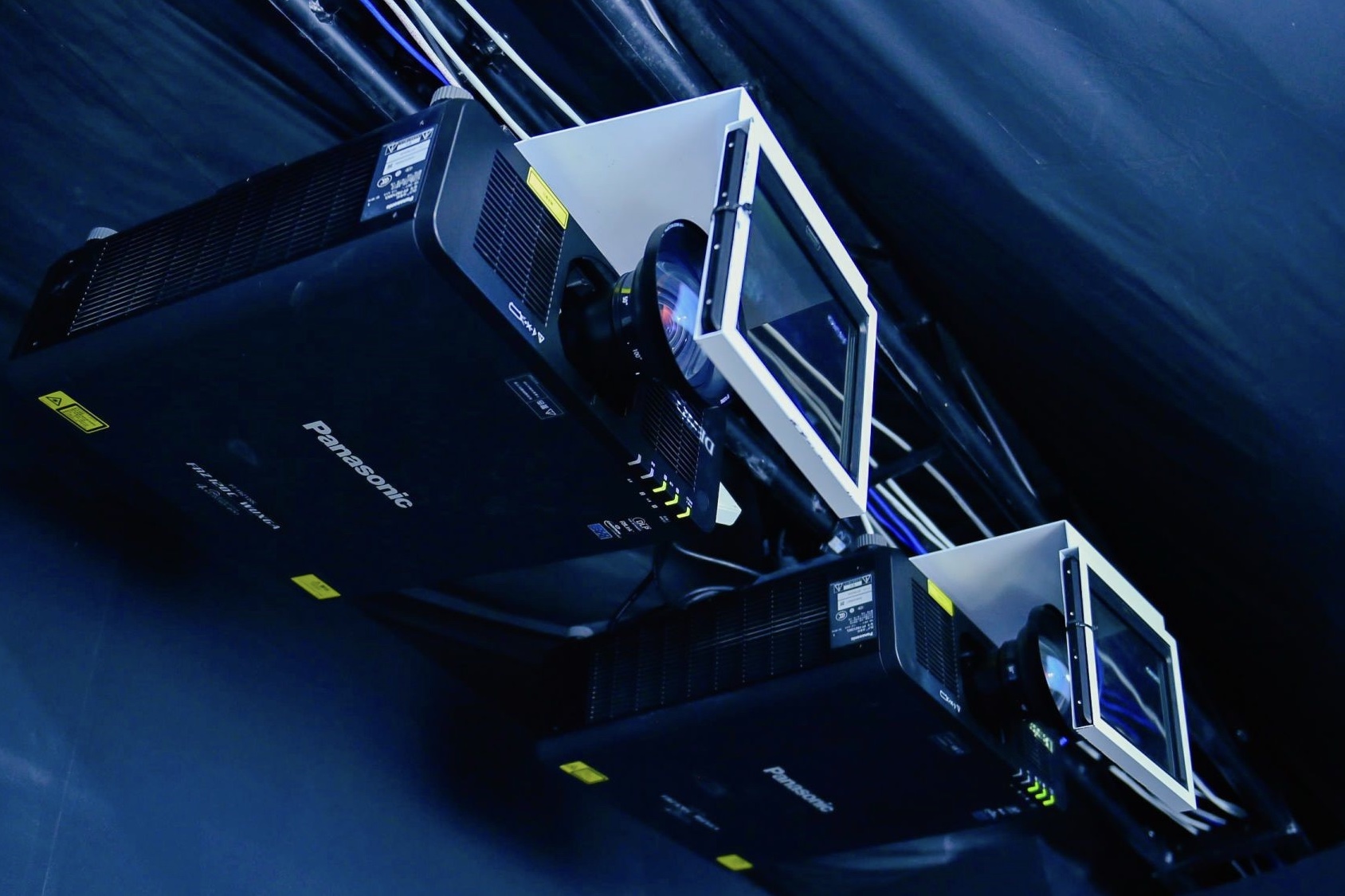 �Θ�(l��)���磬PanasonicͶӰ��Q������(qi��ng)��(sh��)����2019 IAAPA