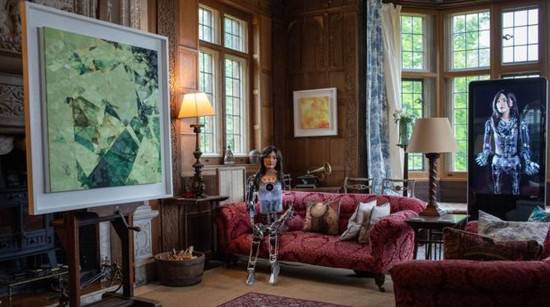 機(jī)器人也會(huì)創(chuàng)造 牛津大學(xué)舉辦機(jī)器人藝術(shù)作品展