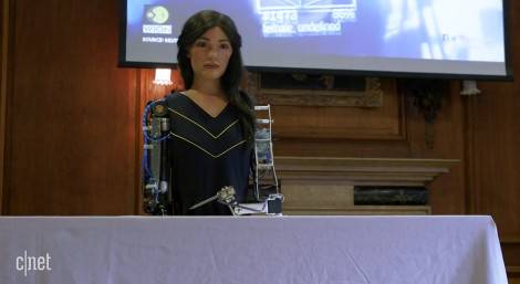 機(jī)器人也會(huì)創(chuàng)造 牛津大學(xué)舉辦機(jī)器人藝術(shù)作品展